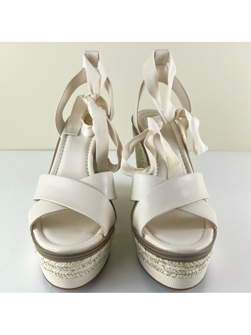 NEW VINCE CAMUTO BEIGE PLATFORM WEDGE SANDALS - Picture 10 of 12